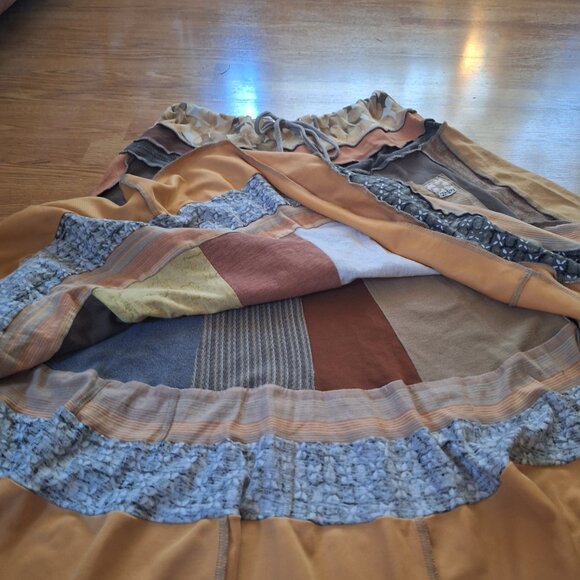 Handmade patchwork midi skirt - Picture 7 of 7